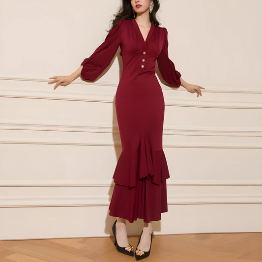 YUREINE Elegance Red Mermaid V-Neck Gown with Tiered Hem