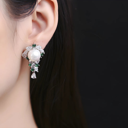 YUREINE Éclat Pearl Drop Earrings