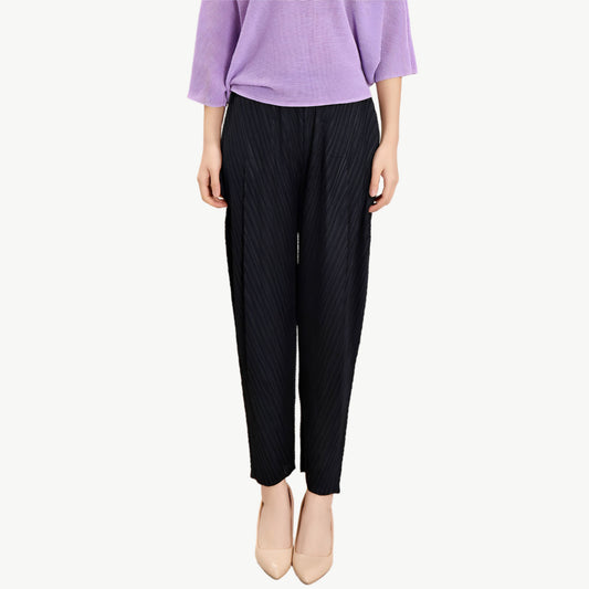 YUREINE Versa Trousers Effortless Pleats with Modern Comfort