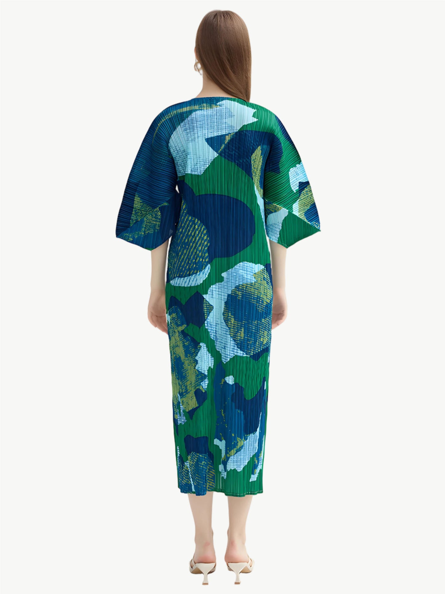 YUREINE Versa Pleated Abstract Midi Dress