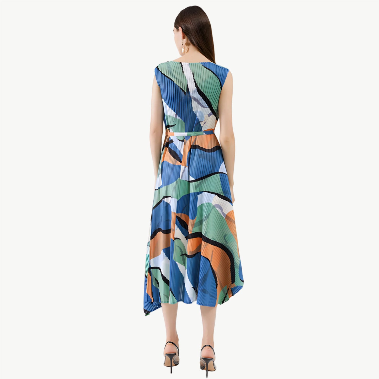 YUREINE Versa Abstract Pleated Midi Dress