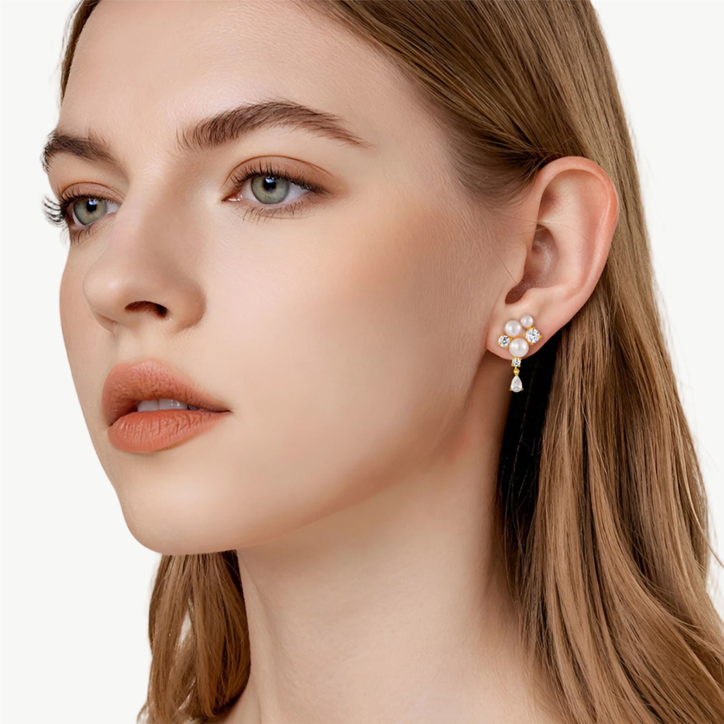 YUREINE Éclat Dazzling Freshwater Pearl and Zircon Drop Earrings