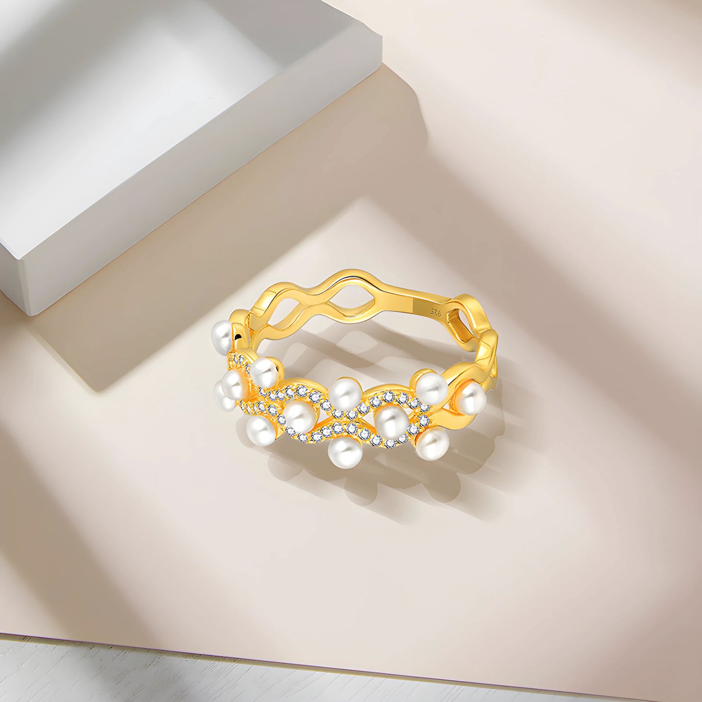 YUREINE Éclat Freshwater Pearl and Cubic Zirconia Woven Ring