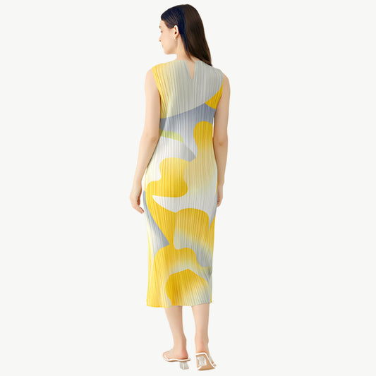 YUREINE Versa Abstract Pleated Midi Dress