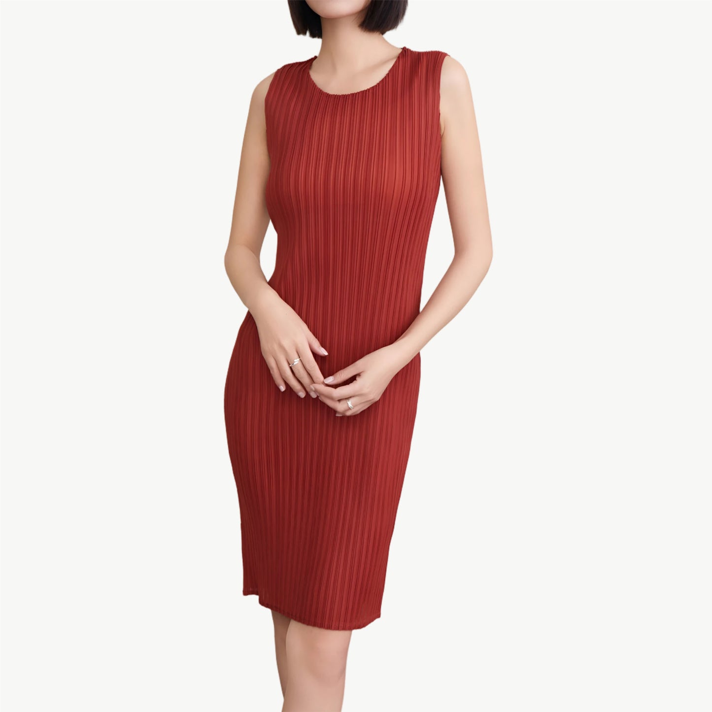 YUREINE Versa Pleated Fitted Midi Dress