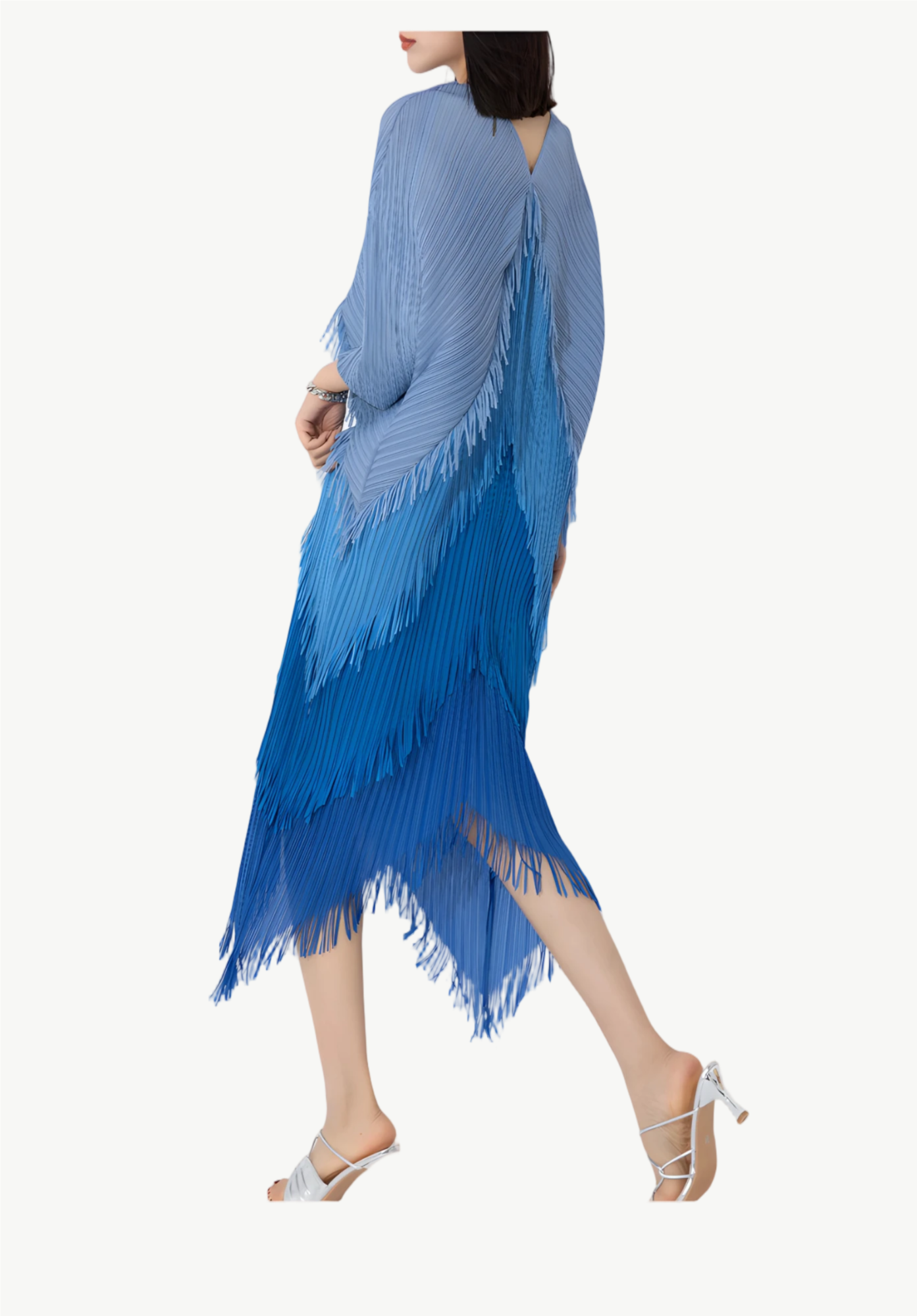 Versa plissiertes Kleid mit Fransen im Farbverlauf