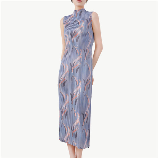 YUREINE Versa Kleid Kunstvolle Falten und abstrakte Eleganz