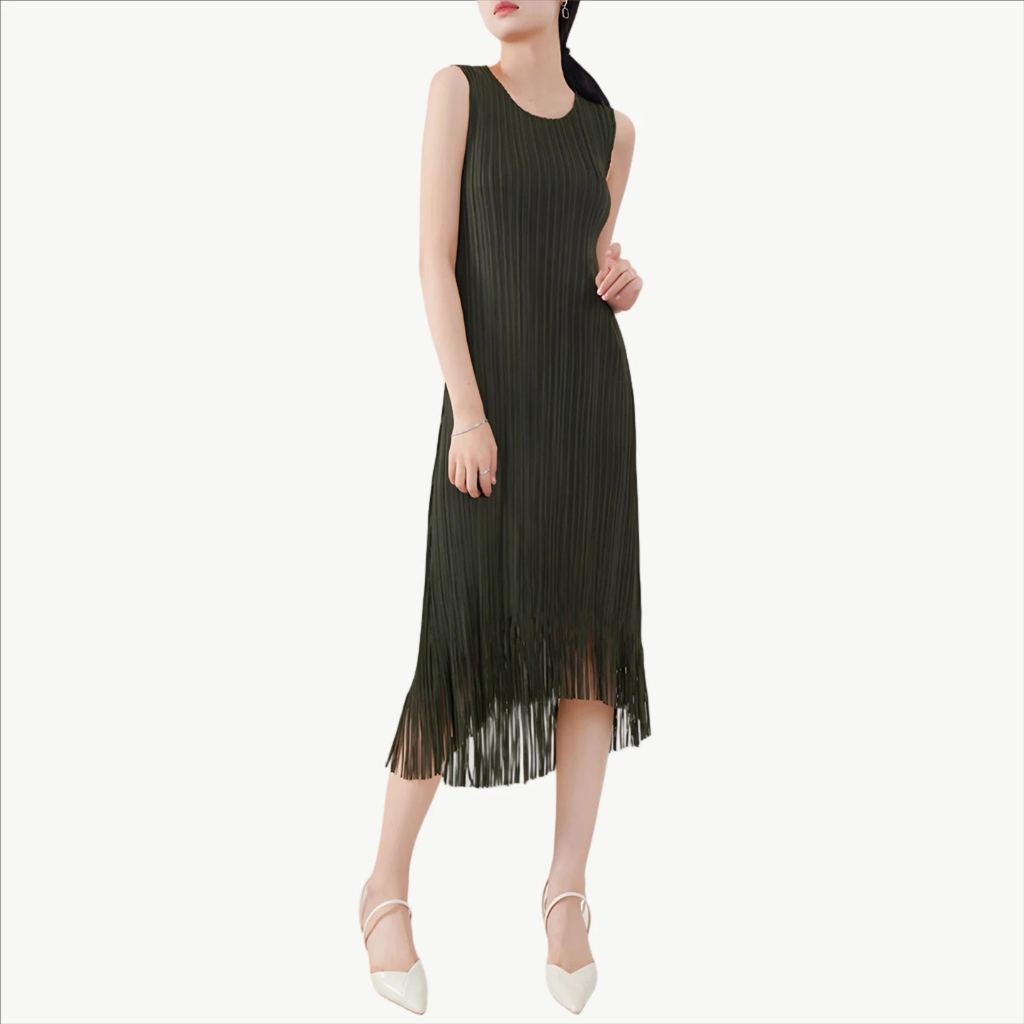 YUREINE Versa Kleid Zarte Falten mit Fransen-Charme