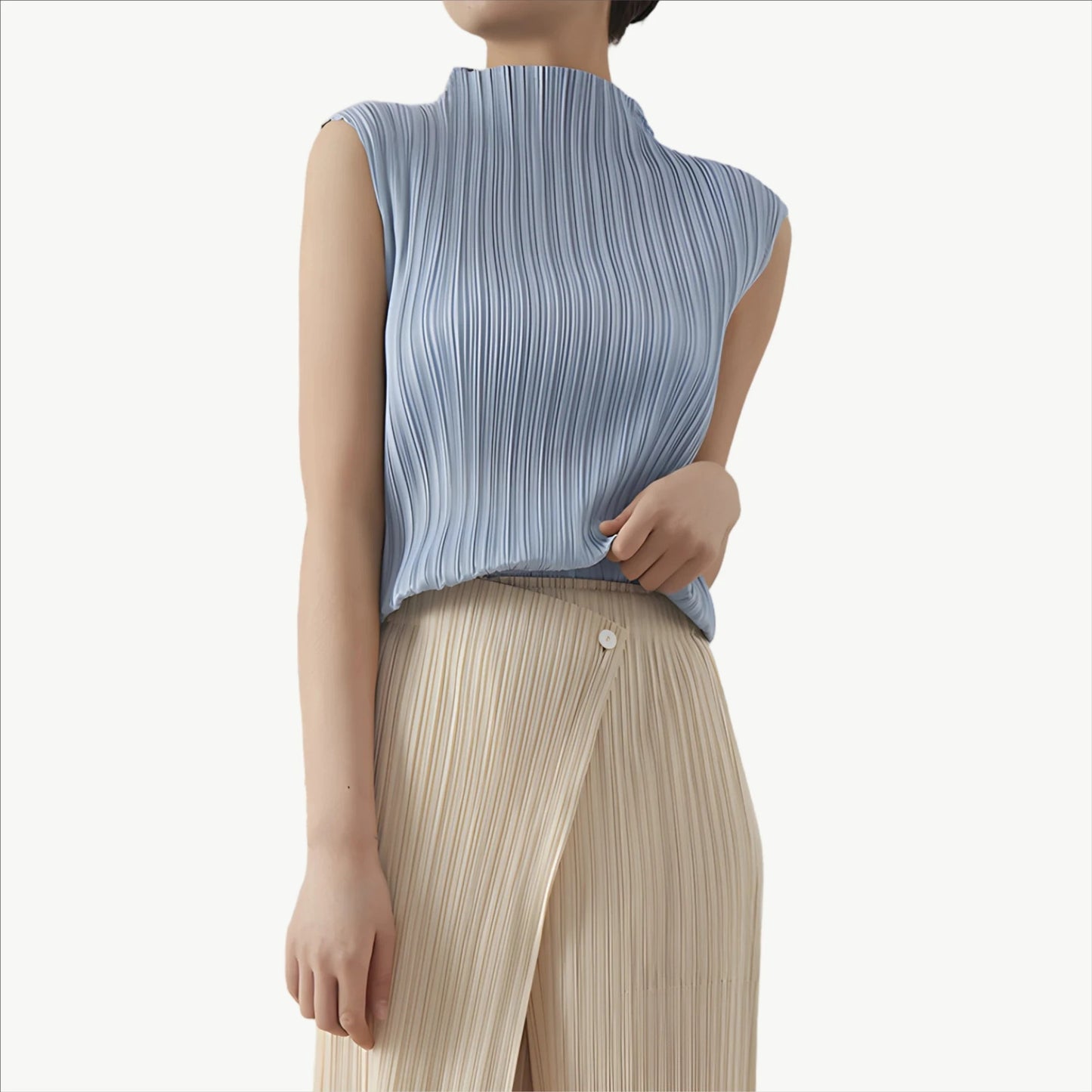YUREINE Versa Top Minimalistische Falten mit zeitloser Eleganz