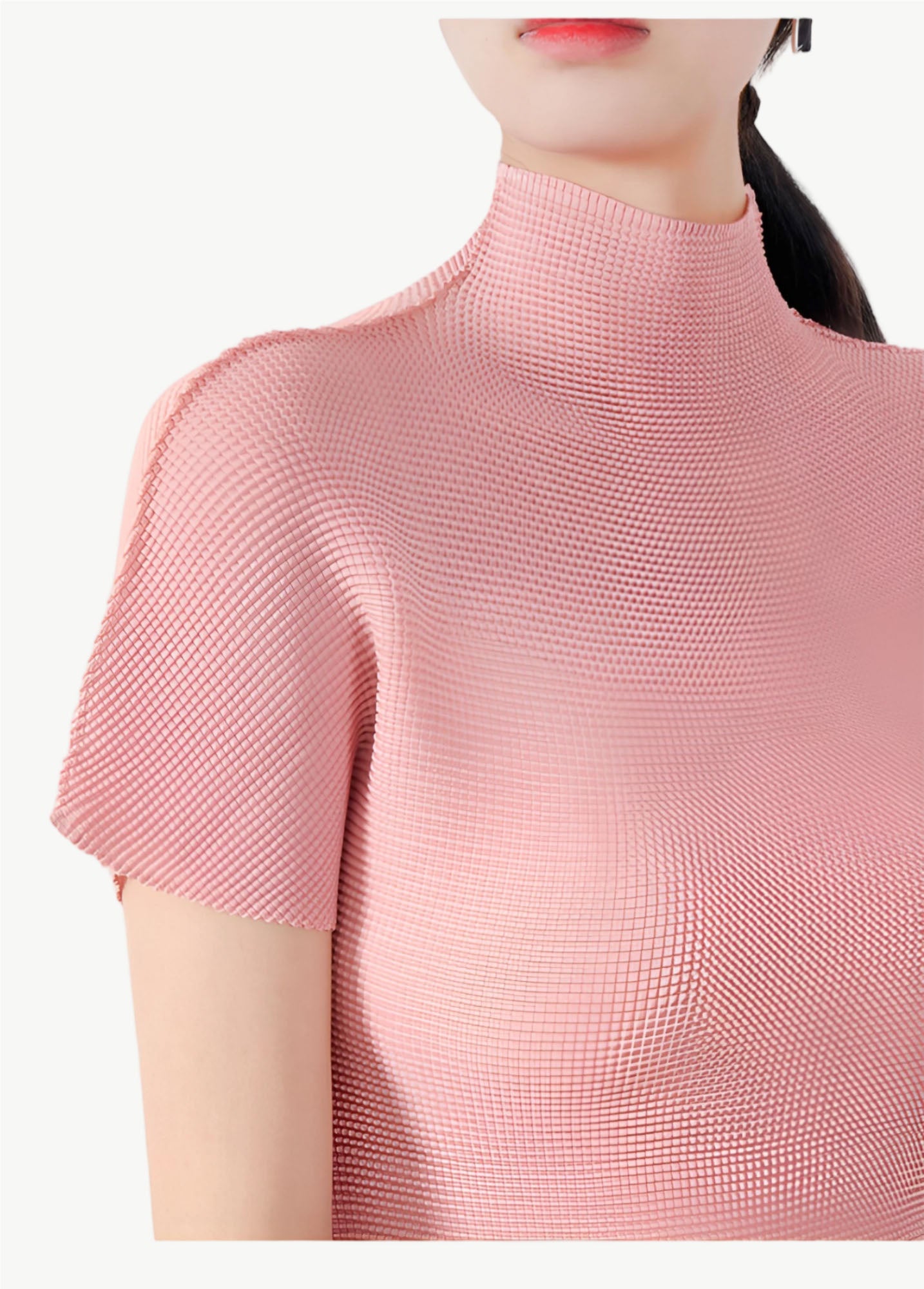 YUREINE Versa Top Sleek Pleats with Modern Refinement