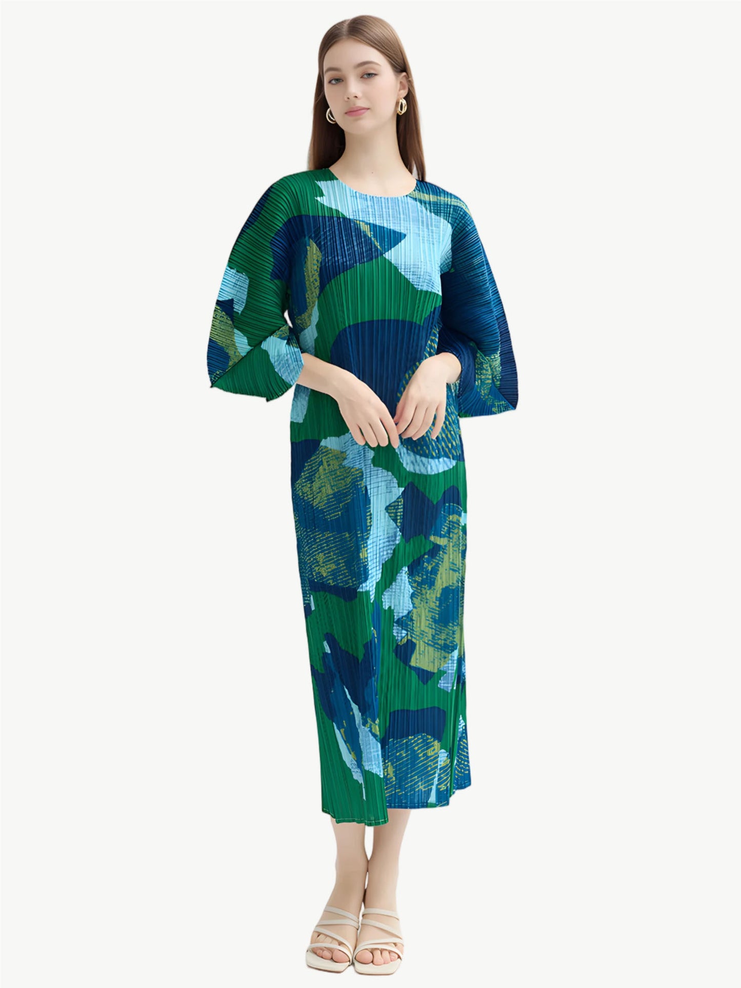 YUREINE Versa Pleated Abstract Midi Dress